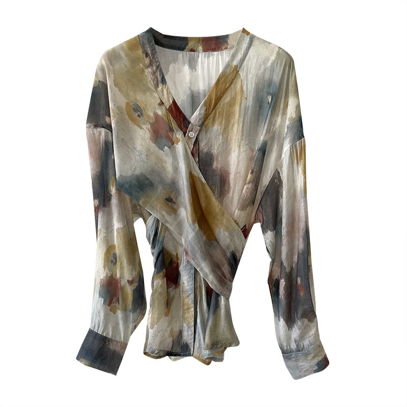 Juzhi's new Spring/Summer 2024 French retro patchwork long-sleeved shirt for women with an irregular design sense, 1593 Application Scenario