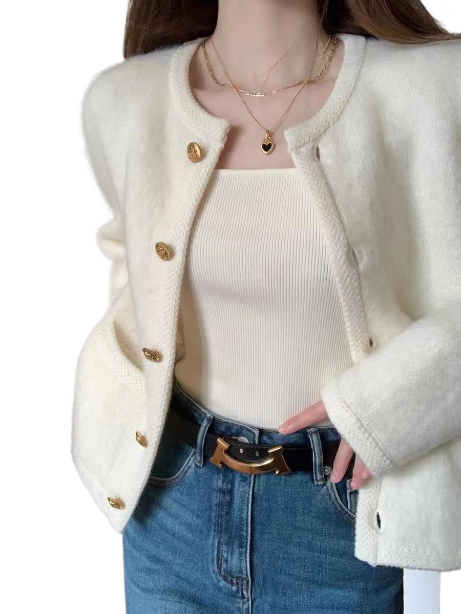 Xiaoxiang-style mohair sweater coat for women's early autumn 2023, a new knitted cardigan with a high-end look