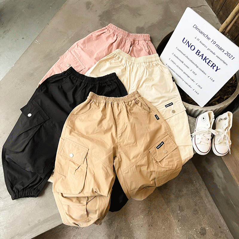 2024 Summer children's clothing for boys, three-dimensional pocket children's workwear pants, Spring and summer thin boys' casual mosquito-proof pants Application Scenario