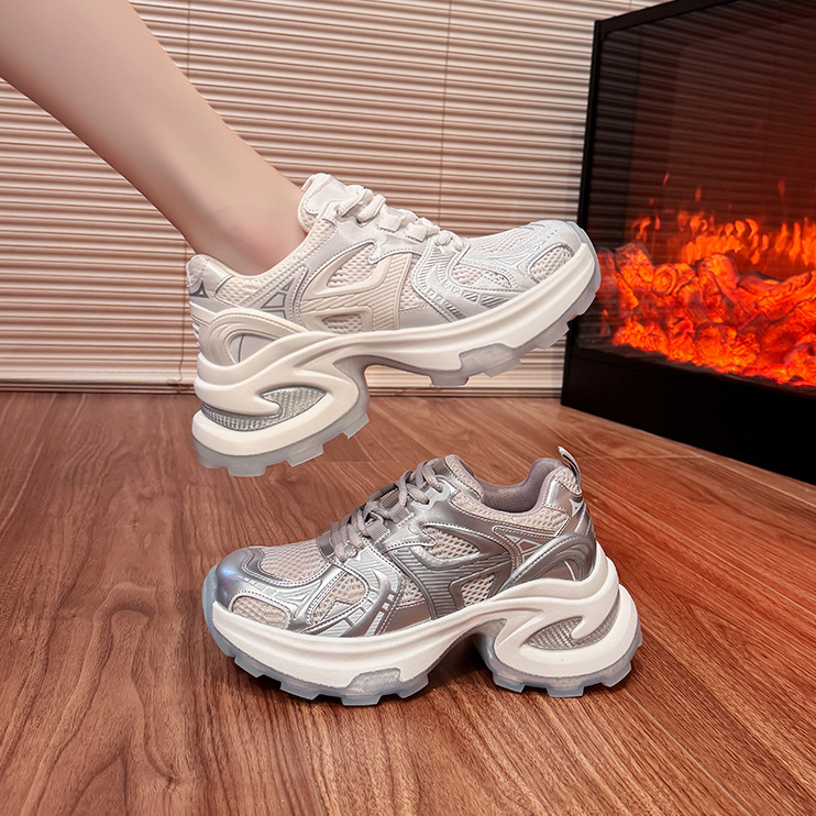 European Site Red Daddy Shoes Female Ins Tide 2024 Spring New Korean Version Of The Fashion Trend Thick Sole Sports Single Shoes Application Scenario