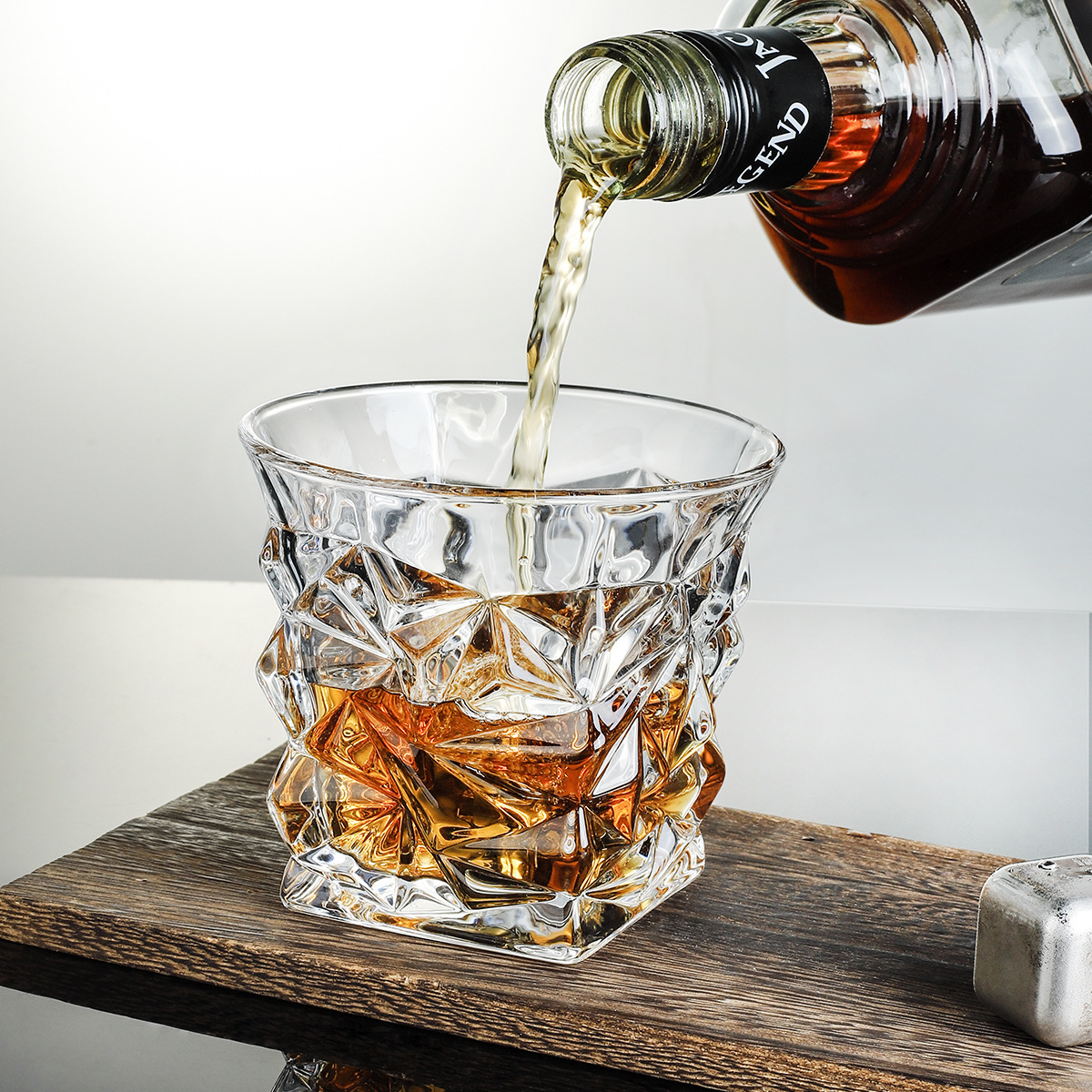 新款玻璃现货威士忌玻璃杯洋酒酒杯厂家直供高白料强化玻璃
