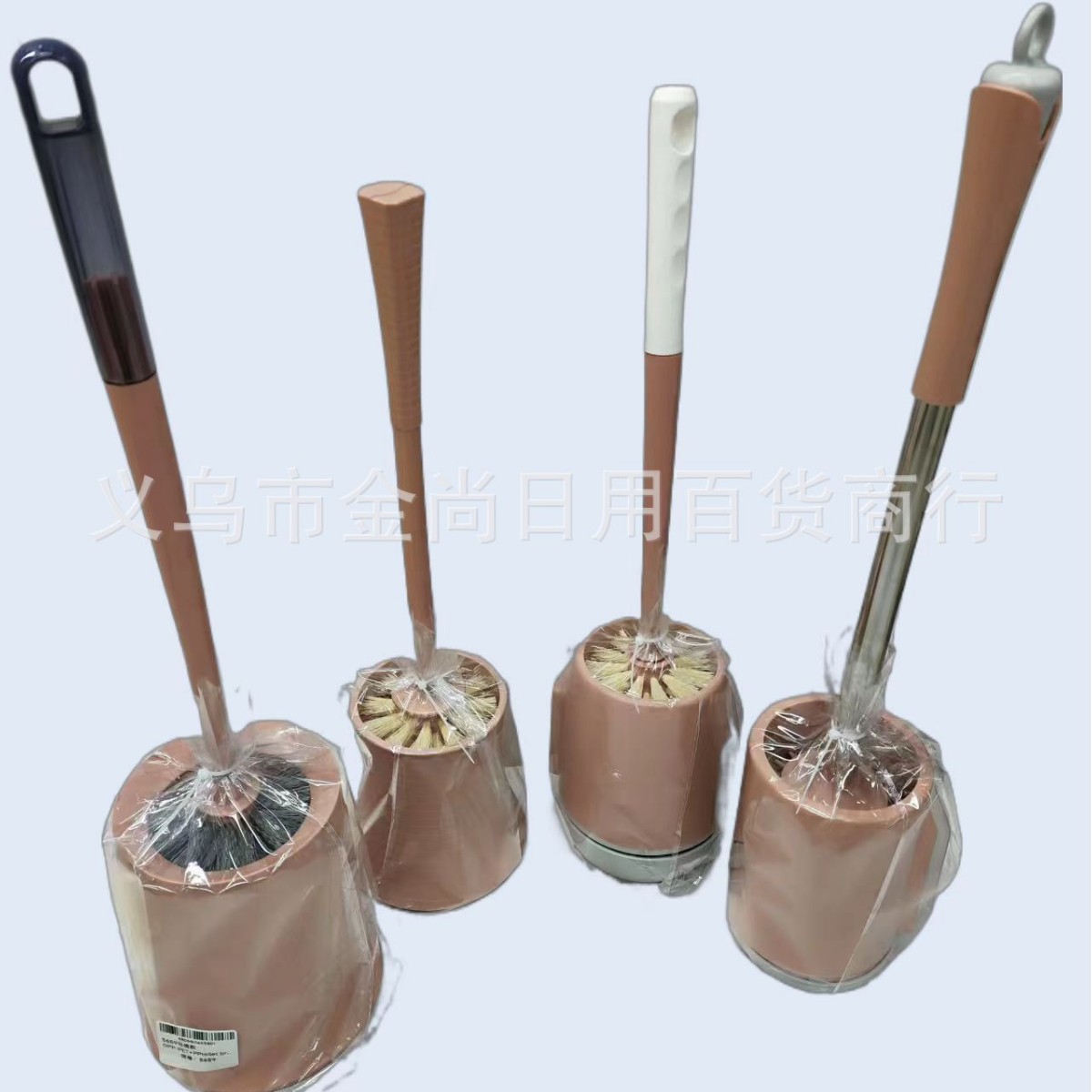 The new plastic toilet brush set from the manufacturer is a combination of household stainless steel toilet brushes and cleaning brushes Application Scenario