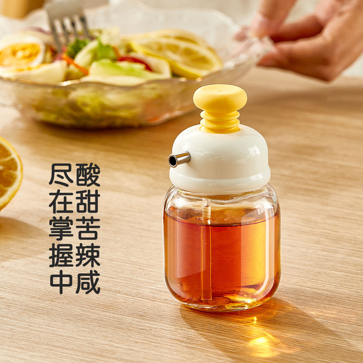 A household mini stainless steel oil bottle that can be used to spray kitchen soy sauce and condiment bottles. It is a dual-purpose oil control bottle Specification image