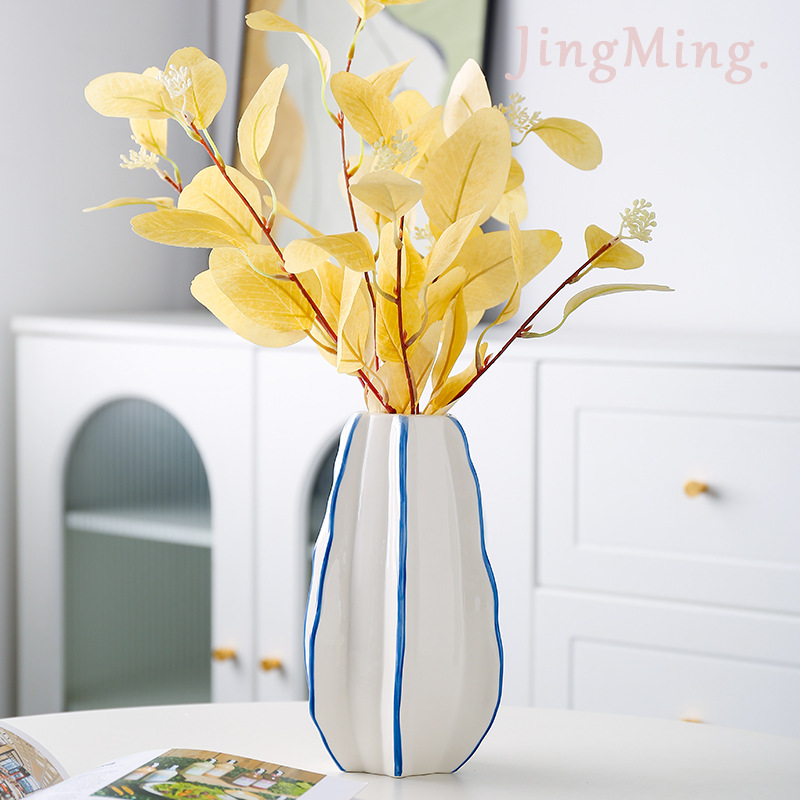 2025 Modern and simple white ceramic vase ornaments, creative hand-painted dried flower arrangement for the living room entrance, sample room soft decoration vase ornaments, vase home ornaments, porcelain vase handicrafts Application Scenario