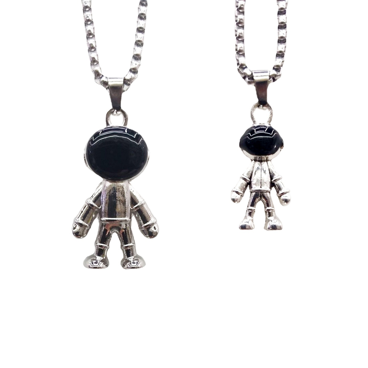 Net Celebrity Men's Necklace Cute Astronaut Necklace Sweater Chain Alloy Hip Hop Stainless Steel Necklace Wholesale Item Picture