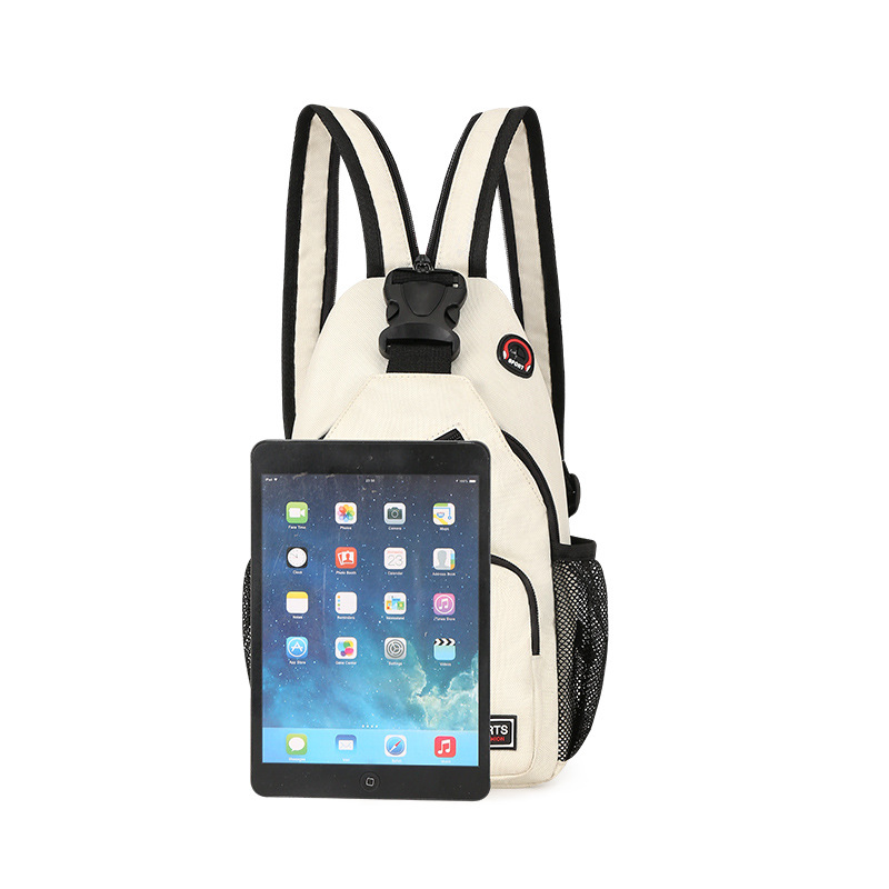 2022 New Women's Breast Bag Wholesale Foreign Trade Ins Tide Can Shoulder And Shoulder Multi-Functional Female Bag A Piece Of Hair Application Scenario