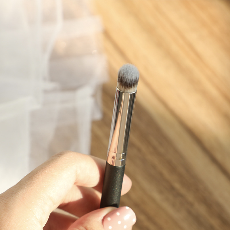 ¡Un círculo más pequeño que 270! ¡Más pequeño y preciso! Pincel de maquillaje thumbcangzhou sin marcas details Picture