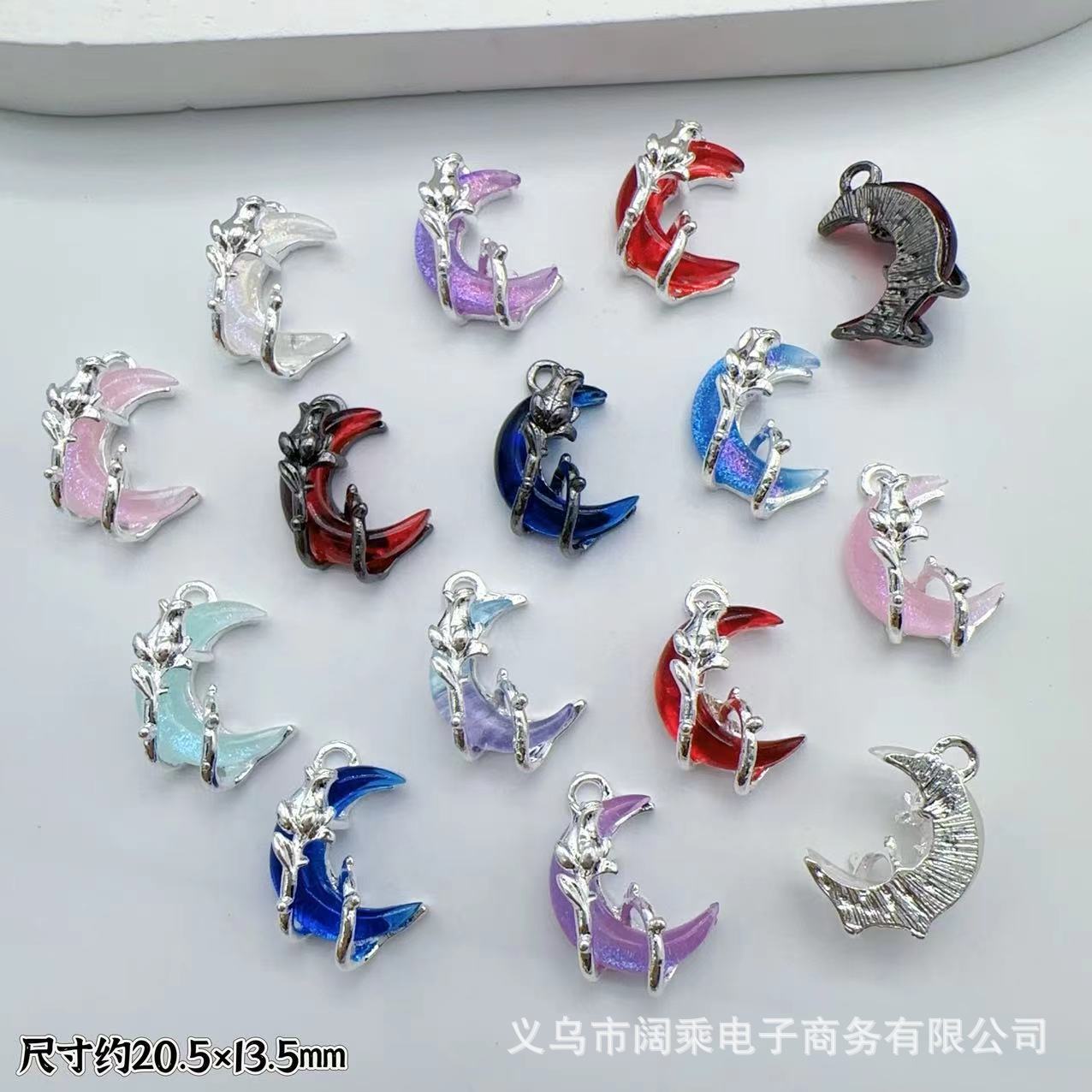 字母金属配件/合金喷漆配件/流苏/锆石蝴蝶结链接配件/提溜产品图