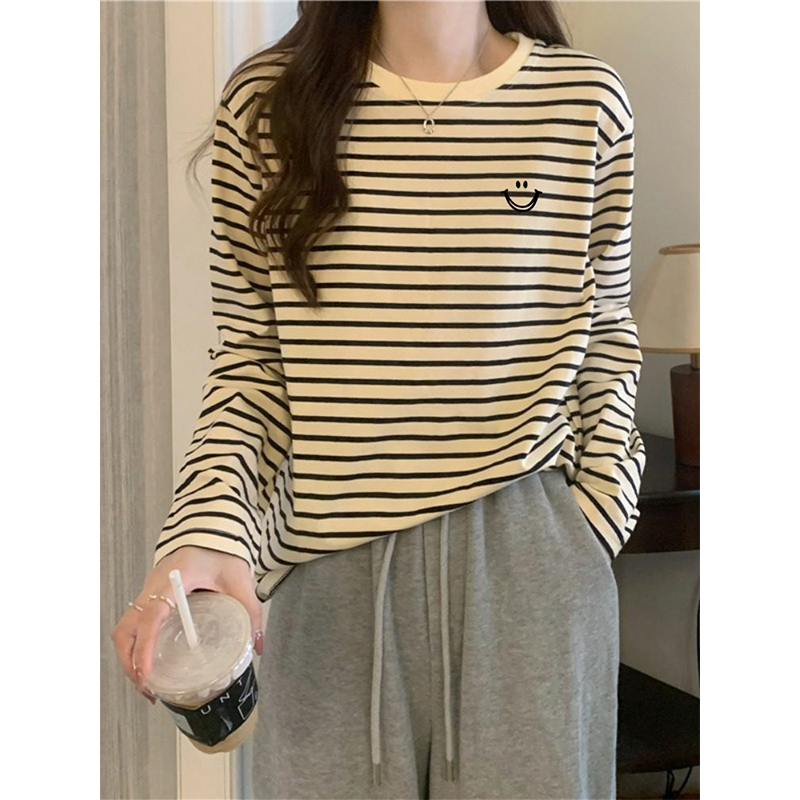 Long-sleeved T-shirt, women's shoulder cotton round neck striped, 2025 new style fashionable and versatile top base layer, spring, autumn and winter Application Scenario