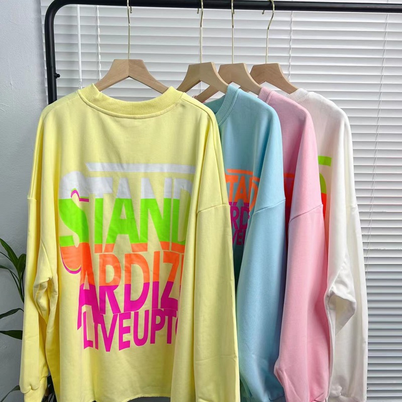 A versatile, loose and slimming Korean-style women's top hoodie with a round neck and large drop shoulders, made of cotton Specification image