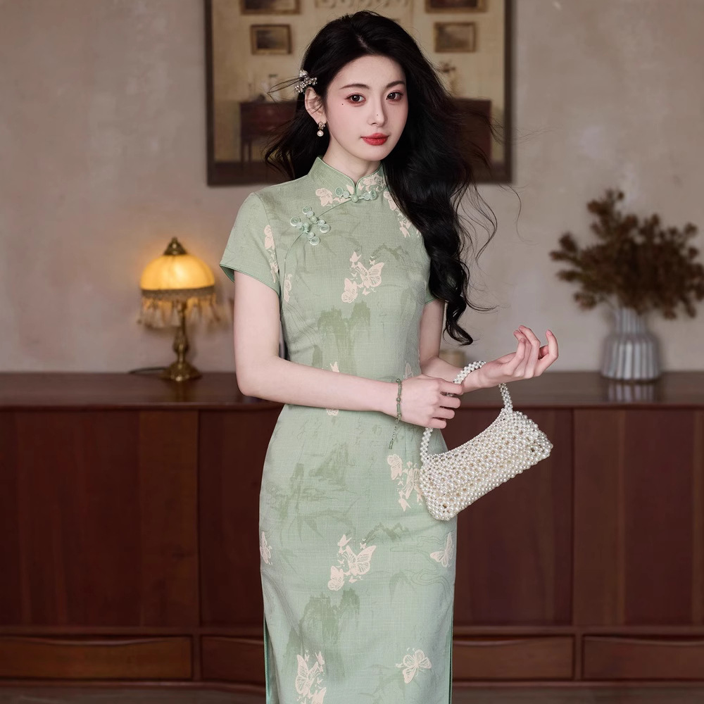 National Trend - Green Cheongsam Women's New Chinese Style 2025 New High-end National Style Butterfly Dress for Petite Women to take the summer college entrance examination Application Scenario
