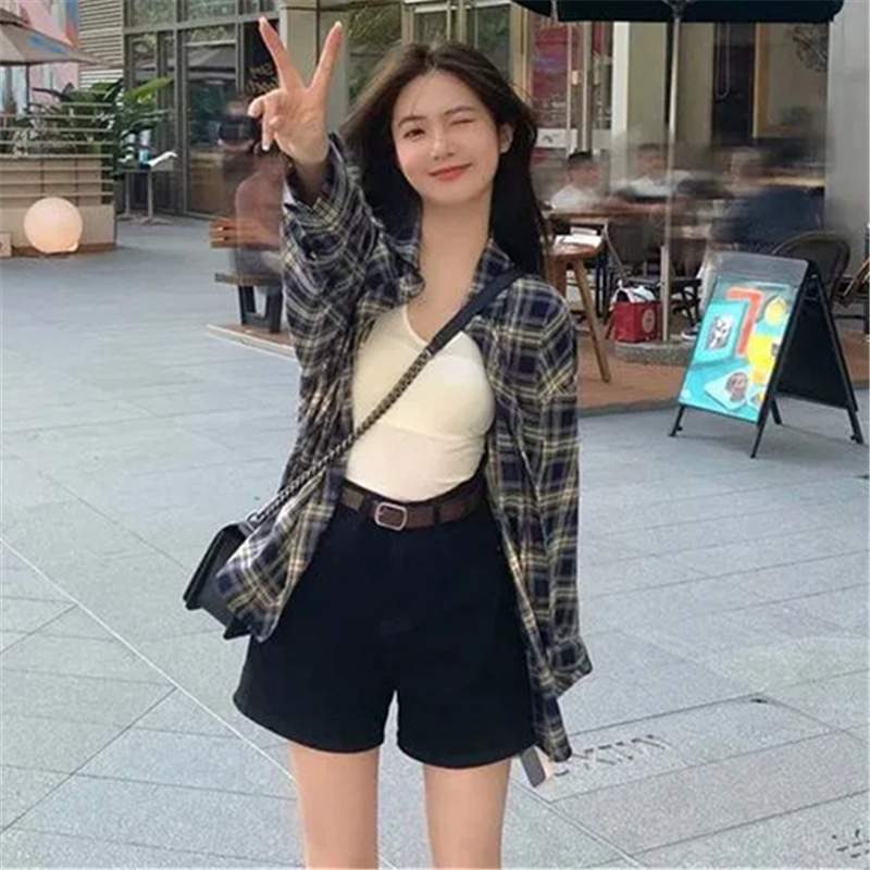 Plaid Shirt Women Spring And Summer Power Wear With Lazy Design Sense Of Loose Shirt Long-Sleeved Blouse Cardigan Coat Application Scenario