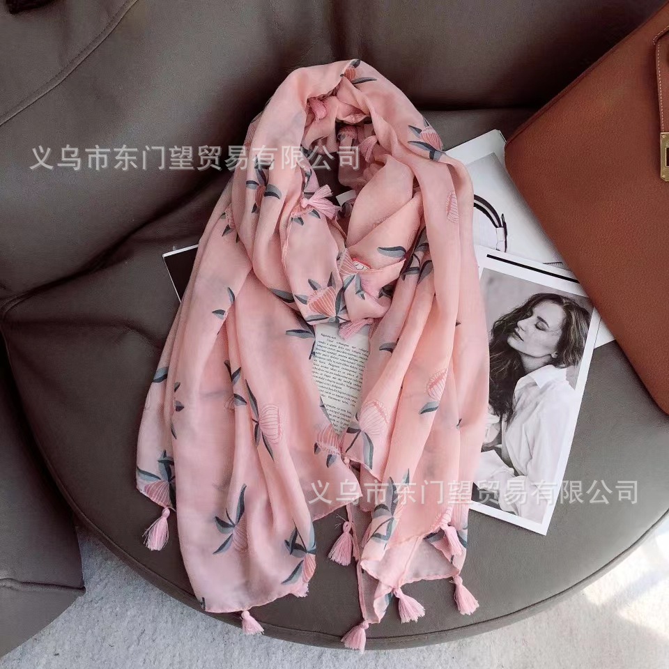 Dongmenwang New Scarf Printed Shawl Colorful Animal Flower Pattern Gauze Scarf Hanging Beard Long Scarf Can Be Customized Item Picture