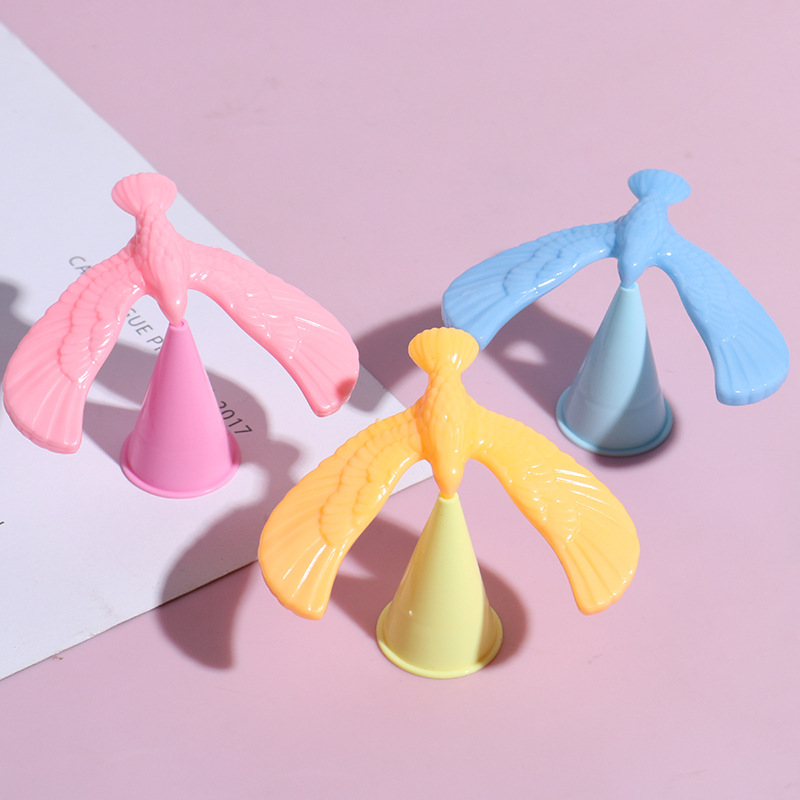 Nostalgic toys for the 80s generation: Balance bird, eagle, educational untoppleable figure, educational gravity bird, and small science and technology toys for children