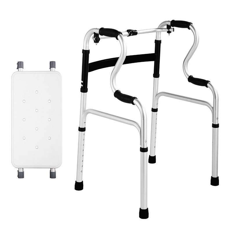 医疗器械/助行器老人/助行器/医用拐杖/轮椅白底实物图