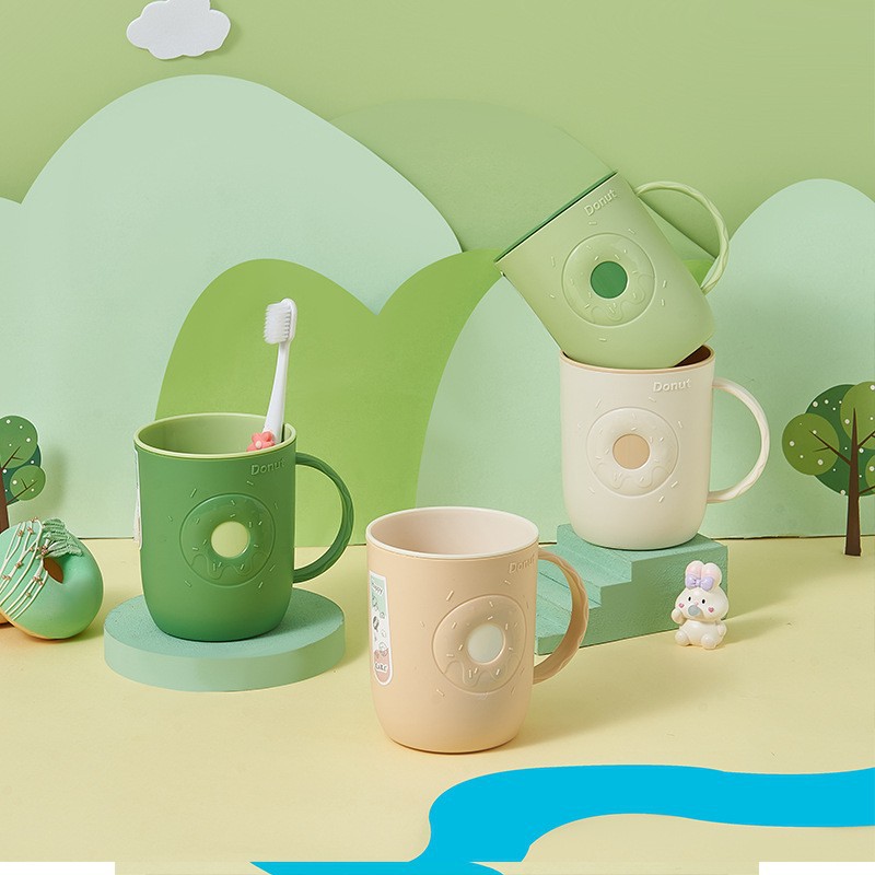 A doughnut mouthwash cup with high appearance standards Application Scenario