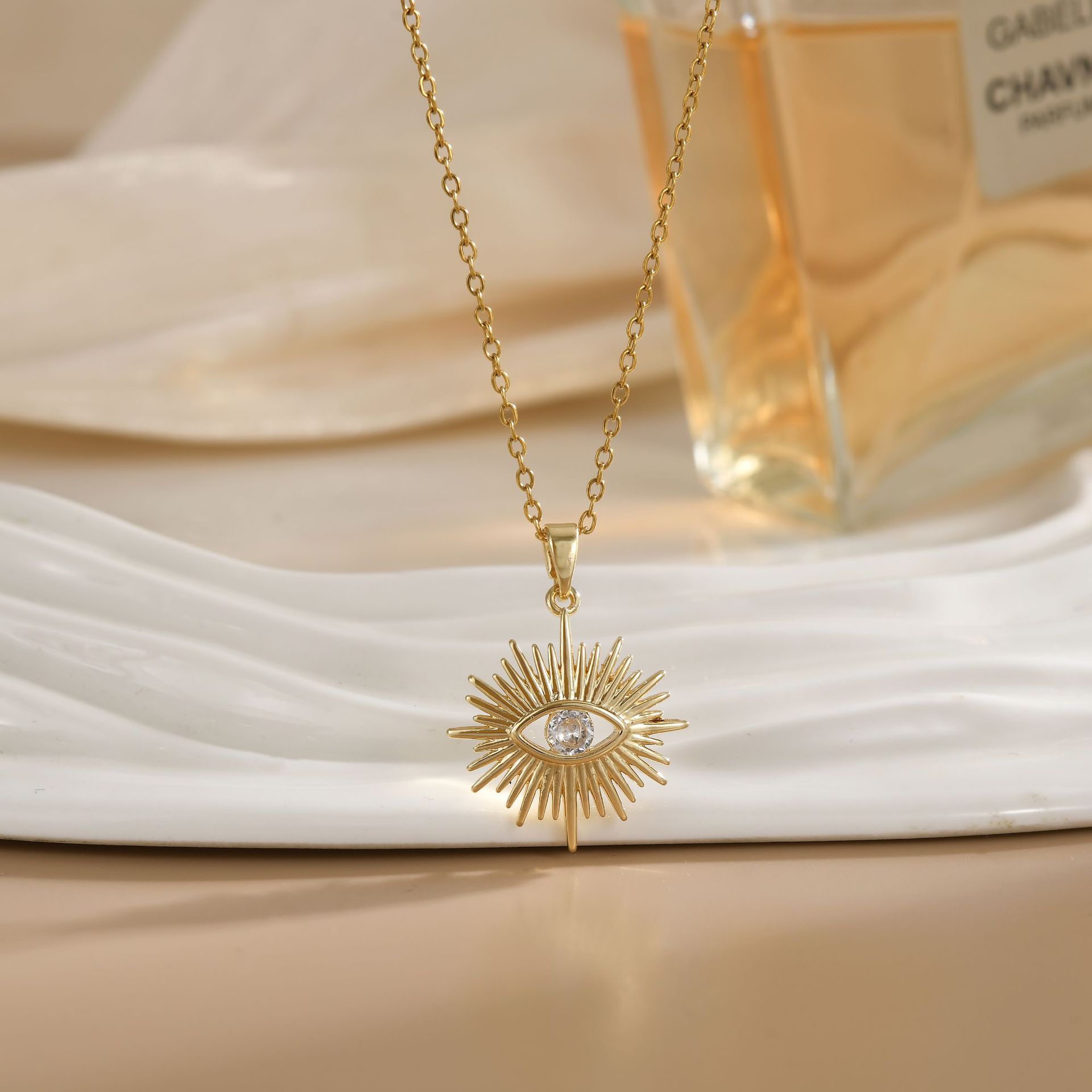 跨境亚马逊热卖钛钢项链女恶魔之眼吊坠小众感轻奢百搭锁骨链饰品详情36