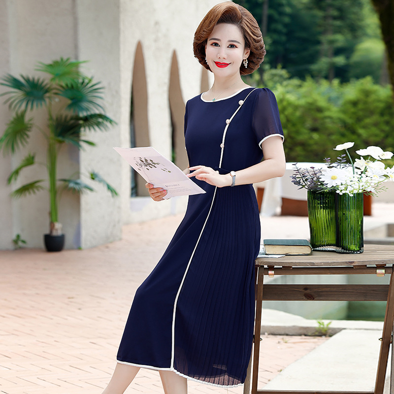Mom's summer stylish dress for middle-aged women, new stylish summer short-sleeved chiffon long dress for middle-aged and elderly women Specification image