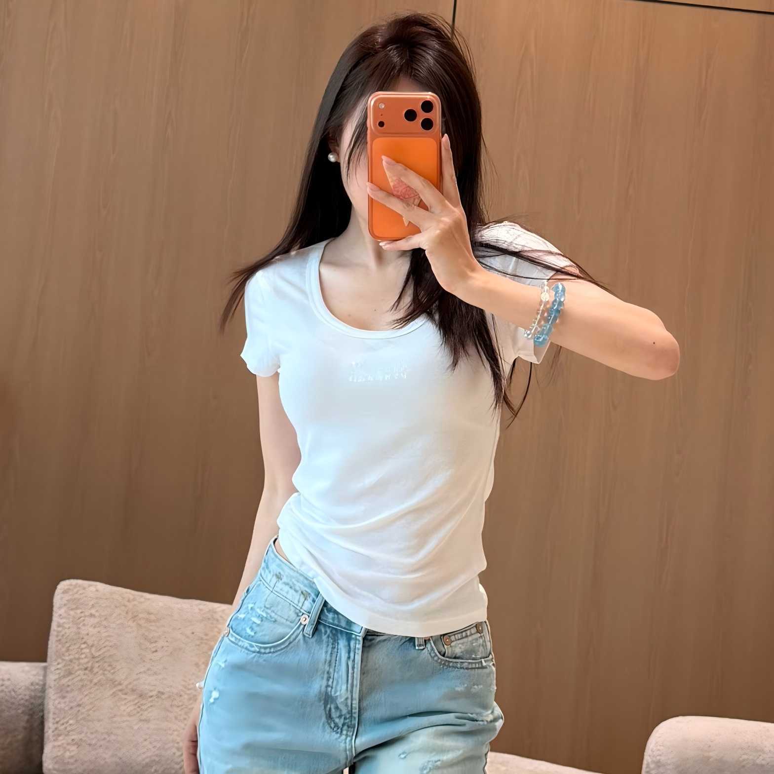 夏季微透薄款上衣性感辣妹低胸V领t恤南油女天丝亚麻透气修身短袖
