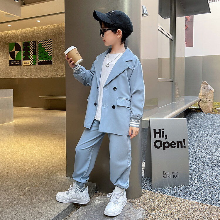 A set of British-style evening gowns for men, spring and autumn children's small suits, and a two-piece casual suit for flower girls details Picture