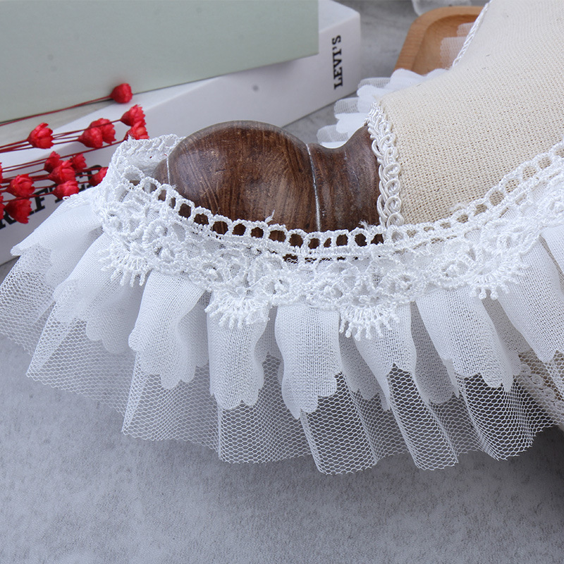 In stock: 5cm embossed chiffon toys, accessories, pet clothing, home textiles, skirt hems, discounted lace trims Specification image