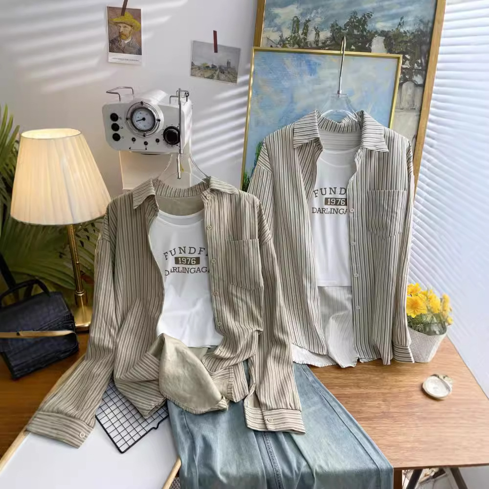 Dongdaemun, South Korea, early autumn new Korean-style vertical striped long-sleeved shirt for women, loose and casual, stylish shirt trend 4730 Application Scenario