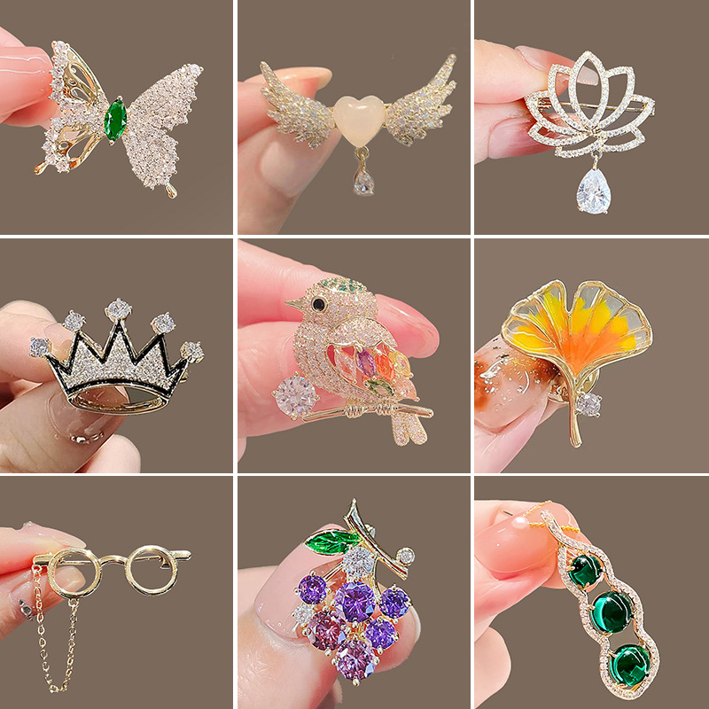 New anti-slip brooch summer small brooch women fashion light luxury pin collar pin anti-slip buckle suit accessories woman full figure