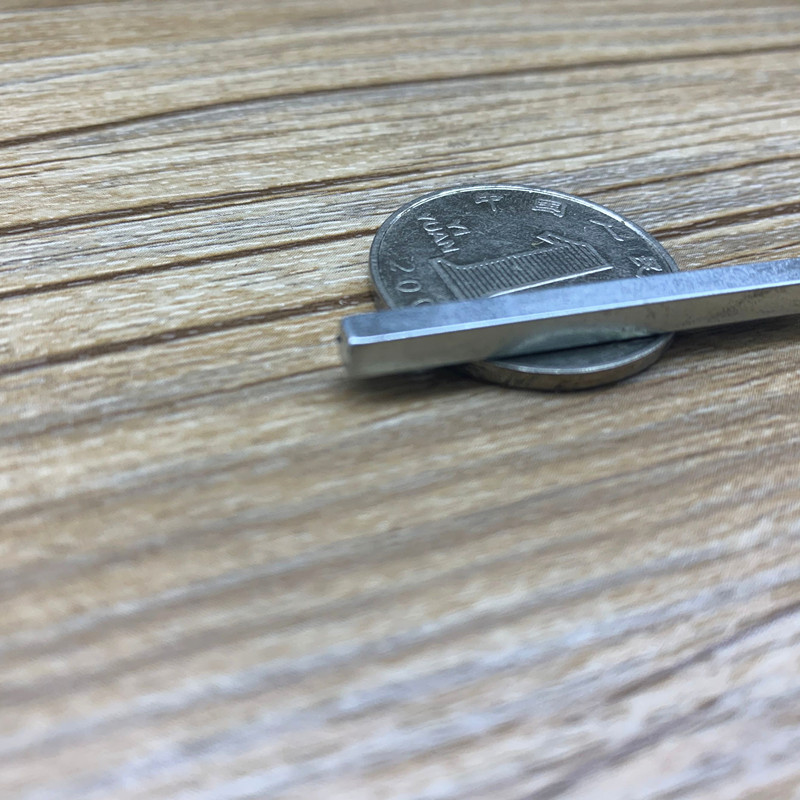长方形磁铁 40*3.3*3毫米镀锌强磁铁饰品手链配件吸铁石 长条强磁
