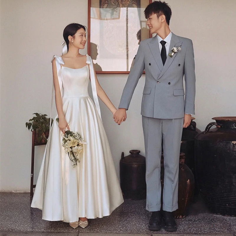 法式轻婚纱新款新娘简约吊带蝴蝶结缎面领证订婚礼服