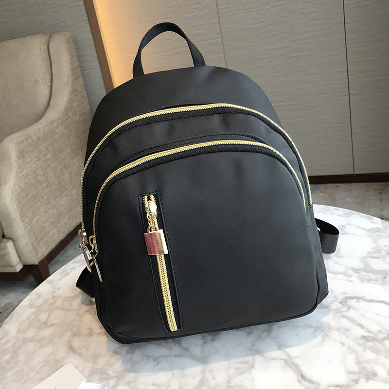 新款随身双肩包女士包防水尼龙牛津布休闲旅行背包户外出行小包包