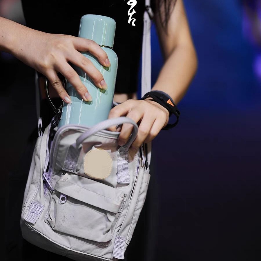 Simple Fashion Large Capacity Cup Outdoor Travel Easy To Carry Thermos Cup Minimalist High Appearance Level Thermos Cup