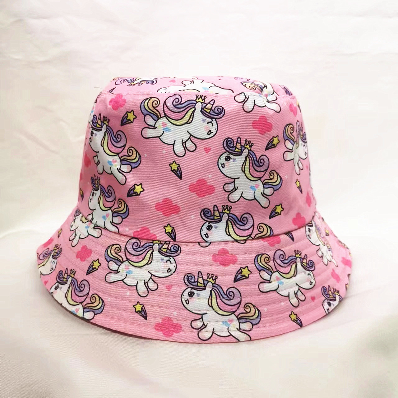 Adult Double-Sided Sun Hat Korean Parent-Child Sunscreen Wearing Both Printed Hats Outdoor Outing Fisherman Hat Children's Hat Application Scenario