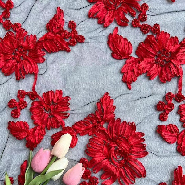 弘利科技 HLJC-332 厂家直销 新款立体网纱盘带芙蓉花绣 蕾丝童装花边 刺绣面料布料 支持剪米样 现货现发 订制产品图