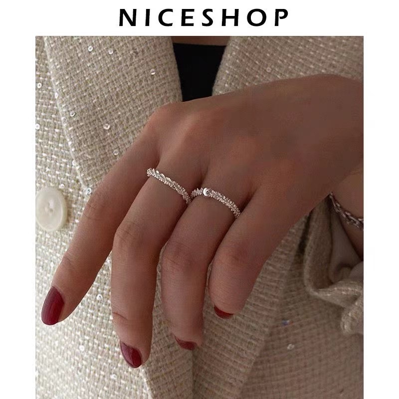 South Korea Dongdaemun Instagram White Silver Sparkling Glitter Nude Ring 925 Sterling Silver Cold Wind Simple Ring For Women Application Scenario