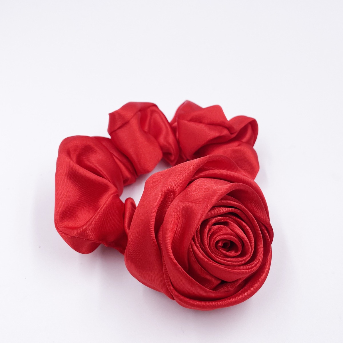 Exclusive Qiwei Accessories Cross-border New style Pure handcrafted three-dimensional rose flower satin dopamine color fashionable and trendy hair band with high elasticity Specification image