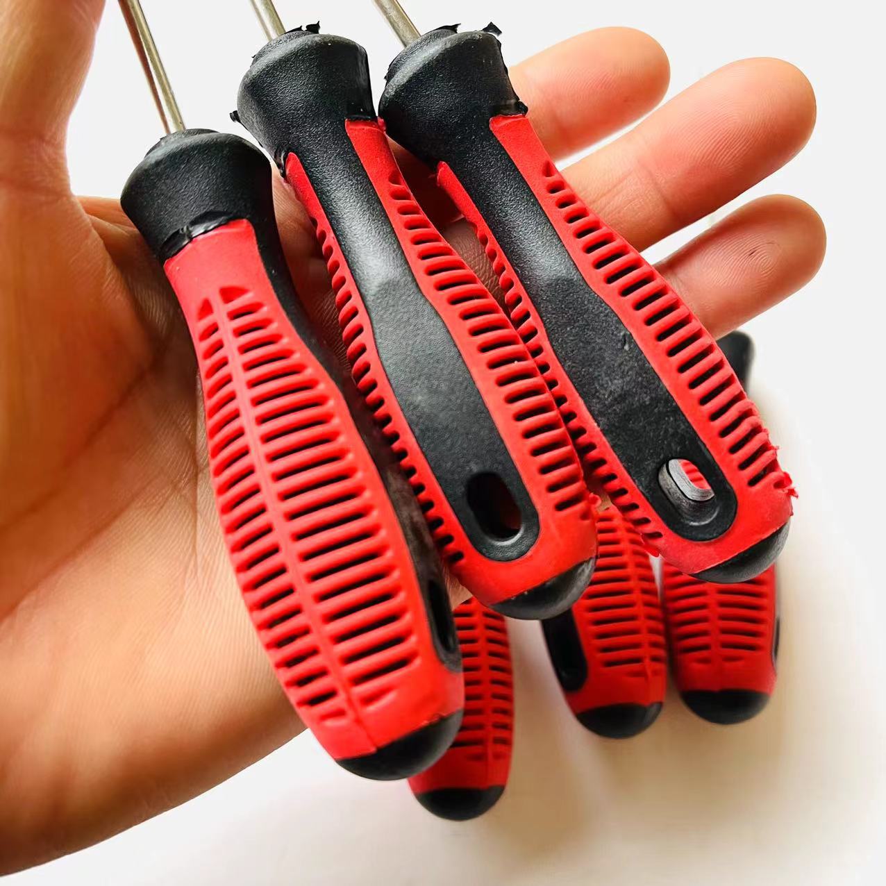 【1-8 Zones 】 3-inch hand grenade 1300 yuan per box, hand grenade one-line cross combination, computer disassembly and repair tools, multi-functional 3-inch small screwdriver, wholesale 1 yuan Application Scenario