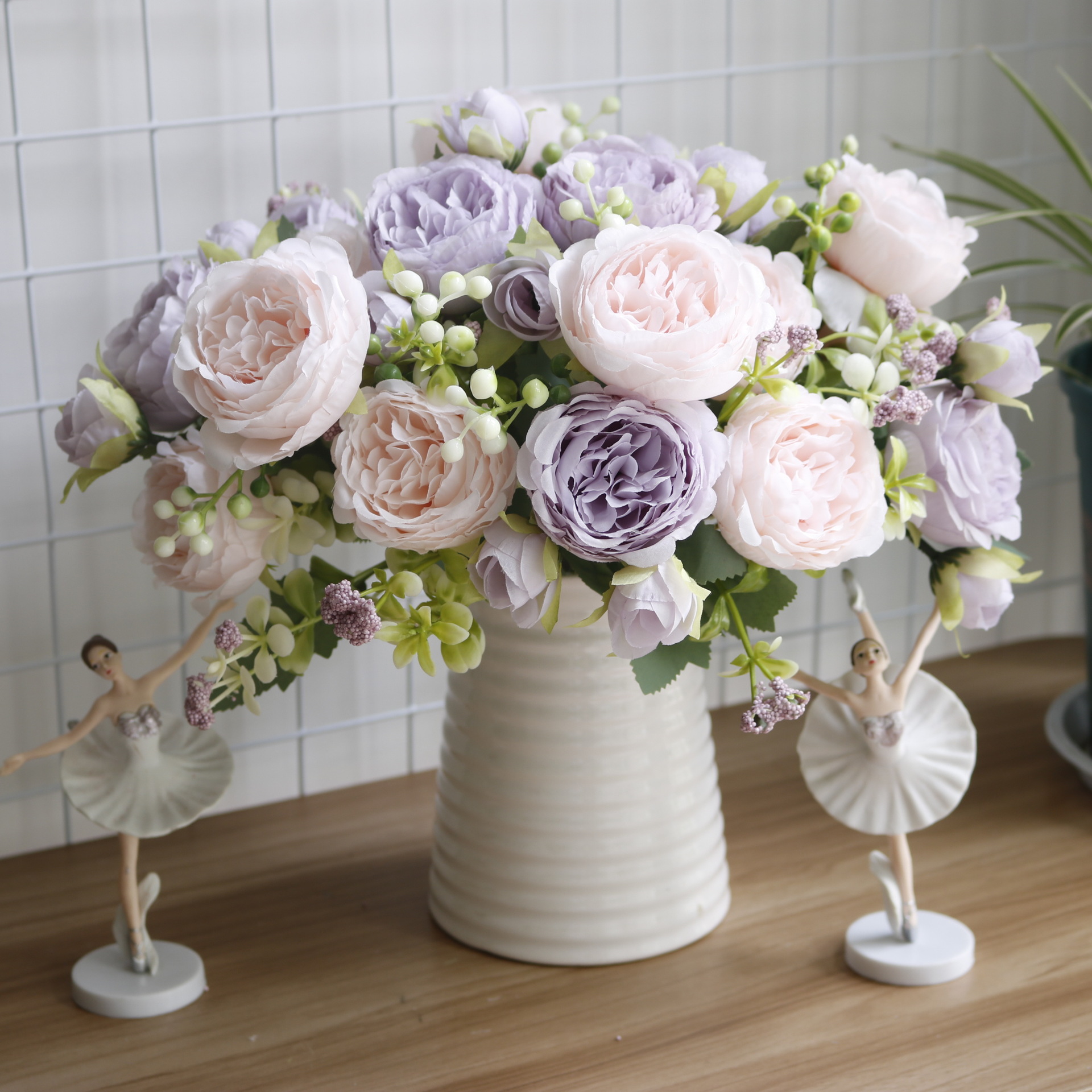 Spot Wholesale Home Decoration Simulation Fake Flower Small Bouquet Rose Wedding Arrangement Simulation 5 Head Persian Rose details Picture