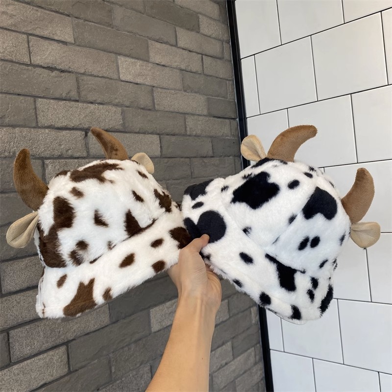 Horn Plush Fisherman Hat Female Autumn And Winter Warm Japanese Korean Version Of Cute Cow Print Basin Hat With Face Small Hat details Picture