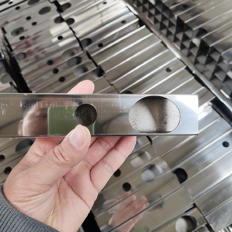 201304 Stainless Steel Pipe Square Pipe Flat Pipe Decoration Welded Pipe Sanitary Pipe Round Pipe Industrial Pipe Zero Cutting Laser Processing Item Picture
