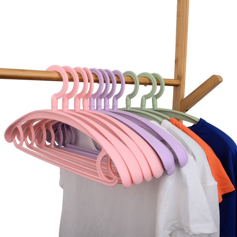 力天宽肩无痕塑料衣架防变形起包衣服架成人衣撑卧室衣架家用挂衣