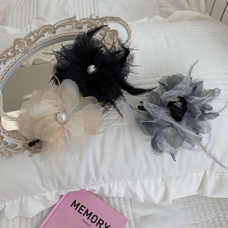 (Event Only) Free Shipping! Korean Version Flower Feather Grab Pearl Back Head Large Hair Grab Temperament Spring/Summer Hair Clip Headwear Hair Clip Female details Picture