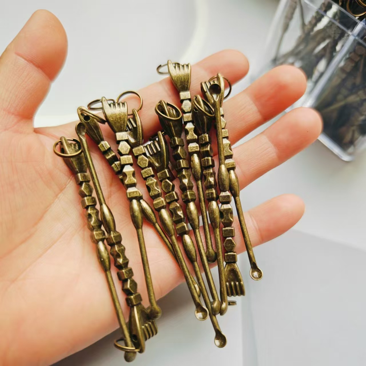 钥匙扣/亚克力钥匙扣/钥匙扣女2024可爱/拉布布娃娃/硅胶钥匙扣细节图