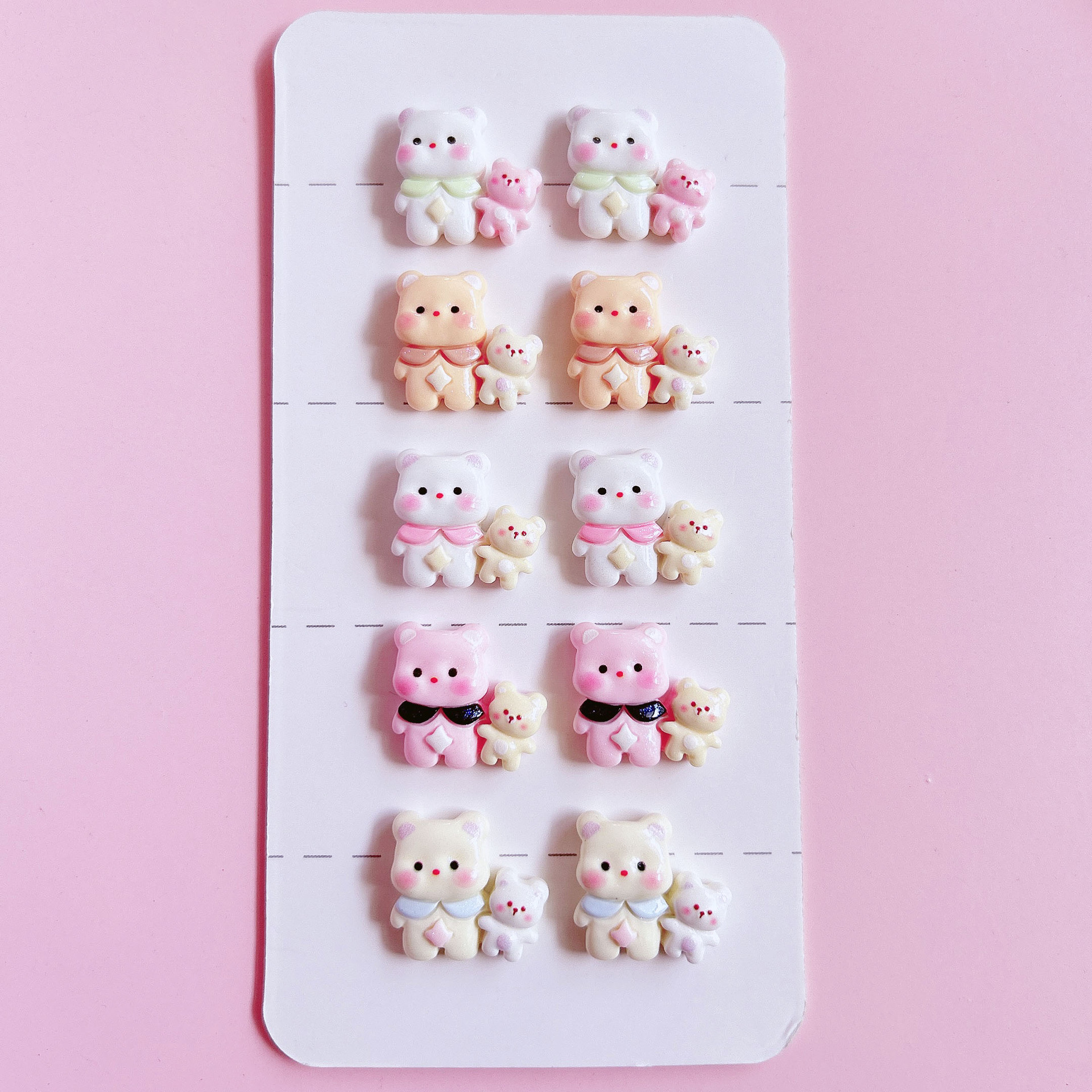 Cute and playful pajamas, teddy bear accessories, diy hair accessories, decorative pen caps, pencil cases, mouthwash cups, shoe buckle patches details Picture