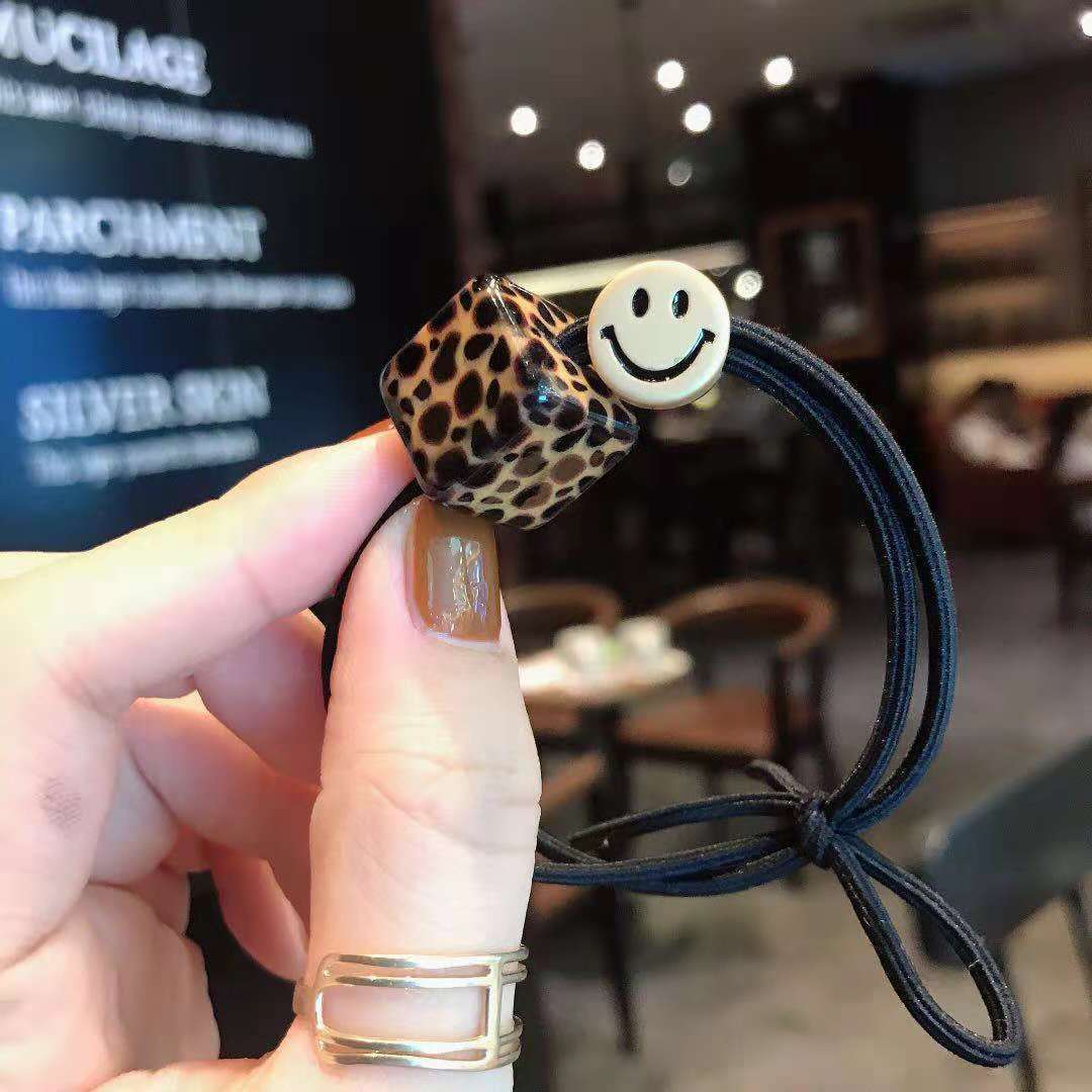 Leopard print hair tie, square smiley face leather band and leather cover, Korean style hair band, high elasticity hair tie, two-yuan store hair accessory details Picture