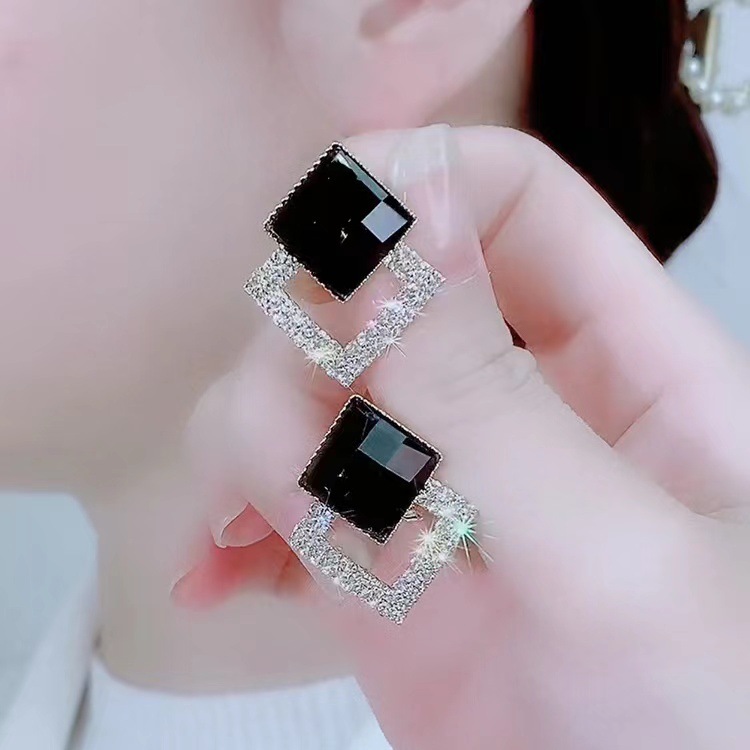 S925 Needle Douyin Fast Hand Live Burst Fashion Earrings Earrings Manufacturers Direct Sales details Picture