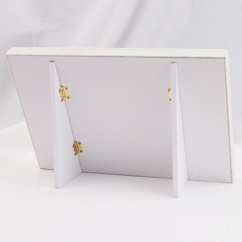 كشك لخاتم دوار في متجر لبيع المجوهرات الزيتية Specification image