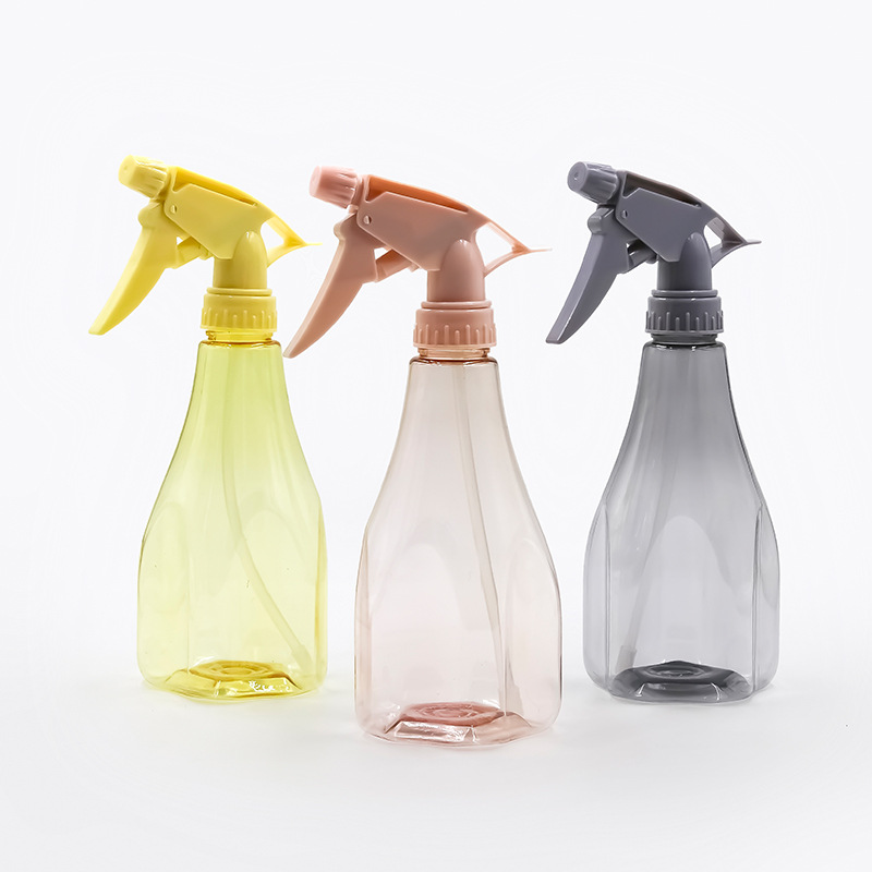 Household spray bottles, flower watering spray bottles, spray bottles, cosmetics, facial hydrating spray bottles, indoor empty bottles Application Scenario