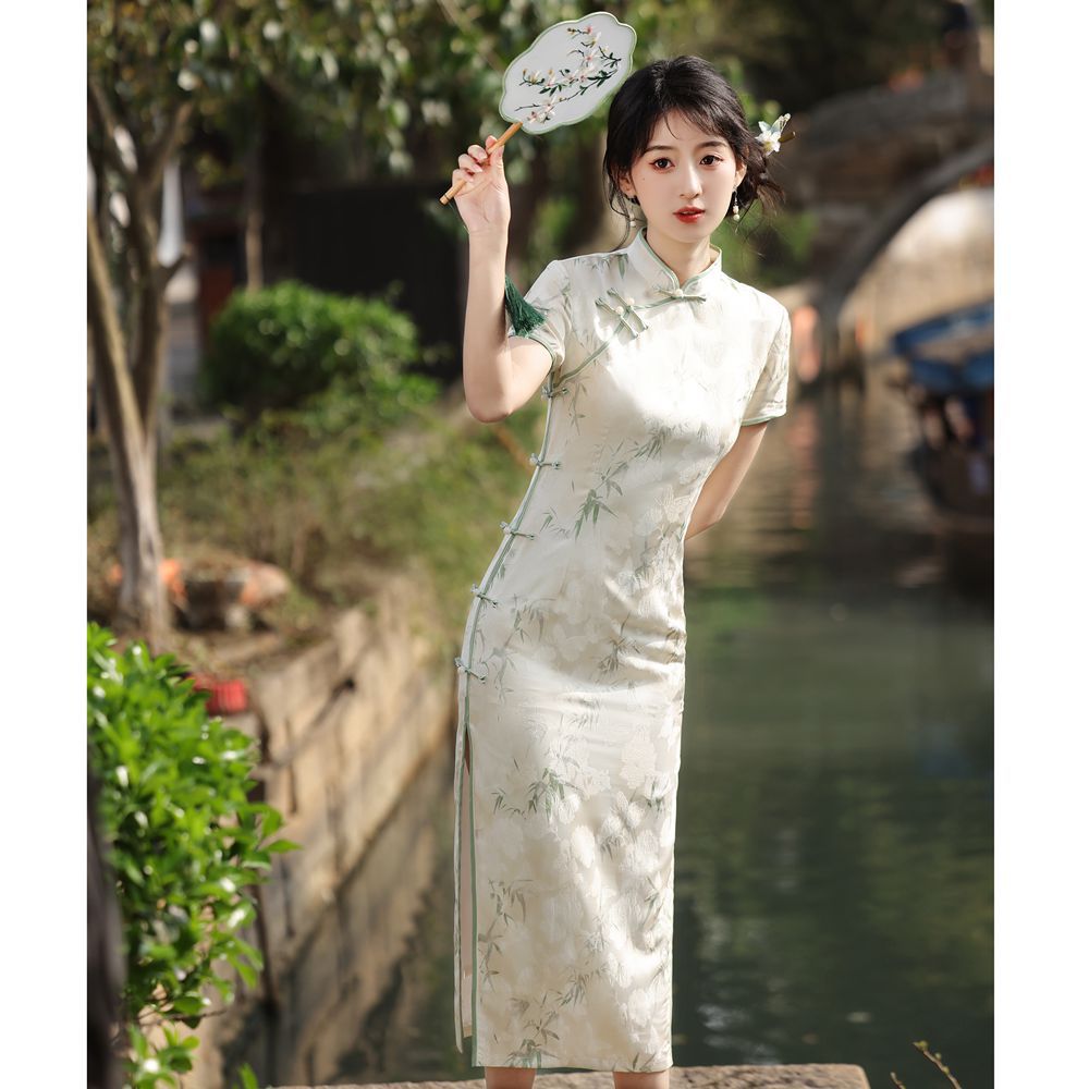 A young and elegant cheongsam for exams, a new Chinese-style short-sleeved dress with a high-end feel in summer, featuring a national trend Specification image