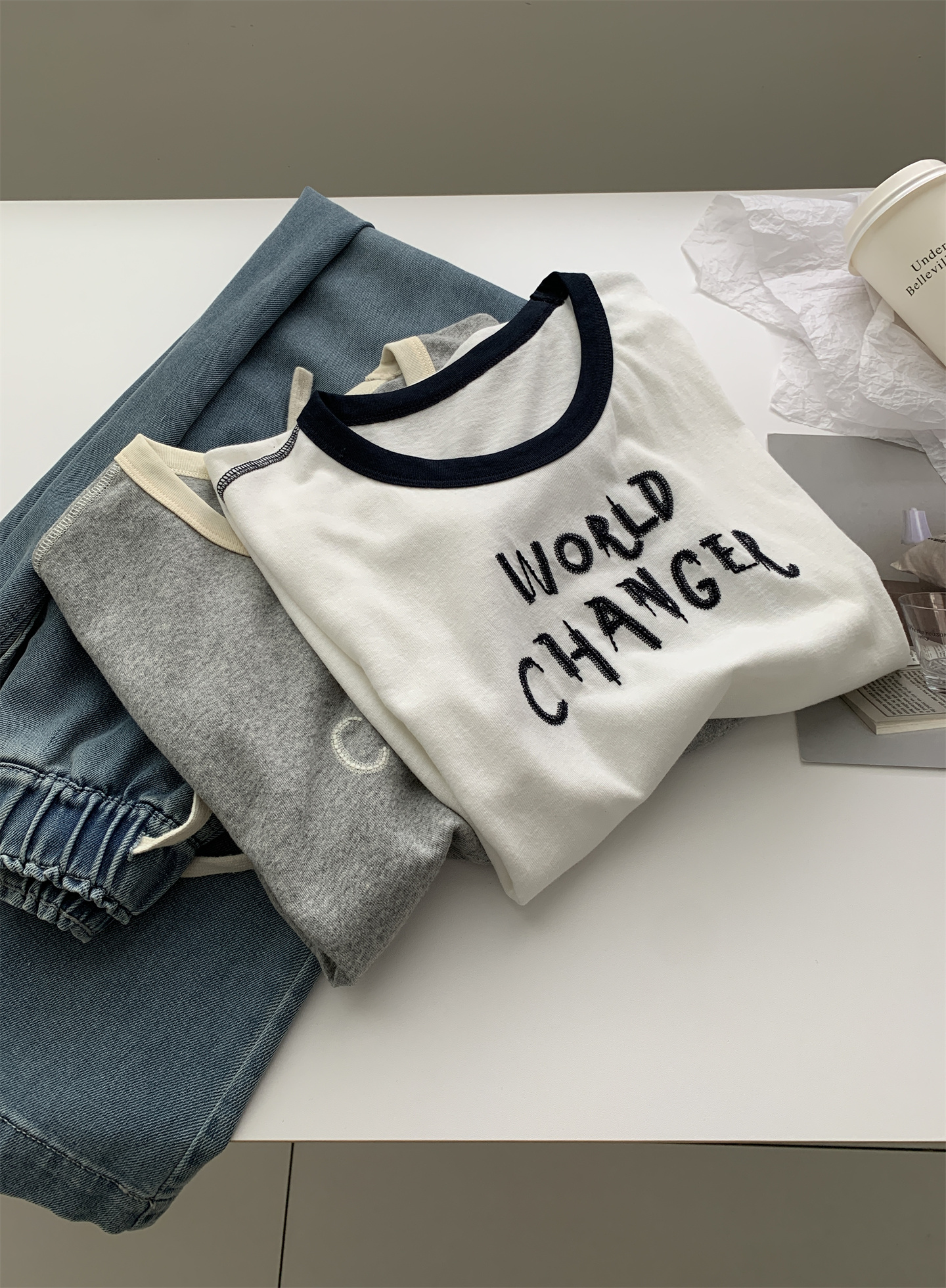 Summer thin, breathable snowflake cotton letter-shaped T-shirt for women, color-blocking round-neck lace embroidered loose short-sleeved top