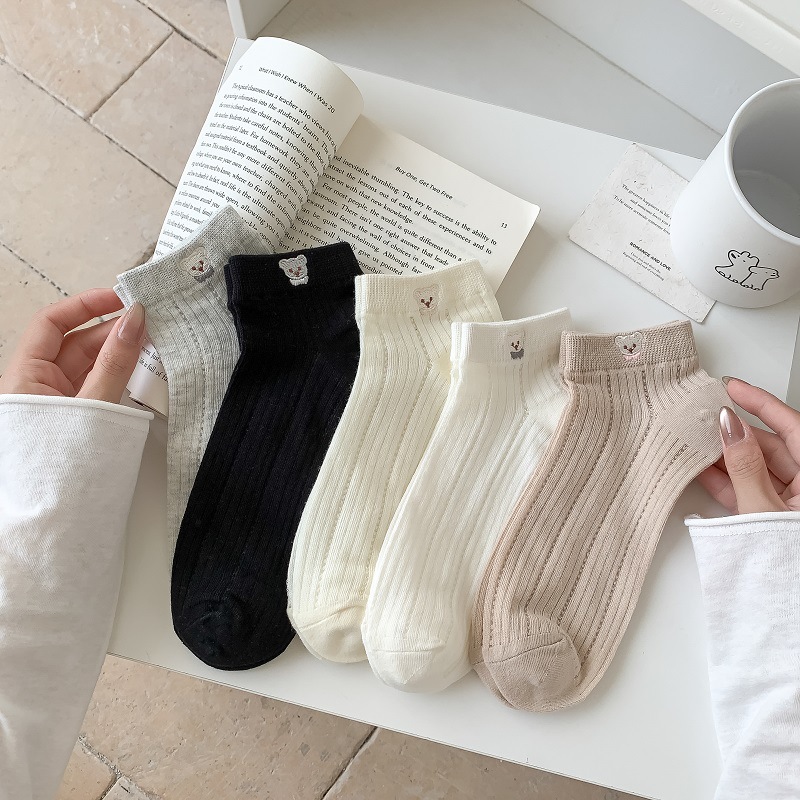 Sock stall, one-piece consignment. Cute cartoon embroidered thin short socks for women in spring and summer, trendy and versatile on Instagram, breathable, mesh shallow-mouthed short socks, one-piece consignment Specification image